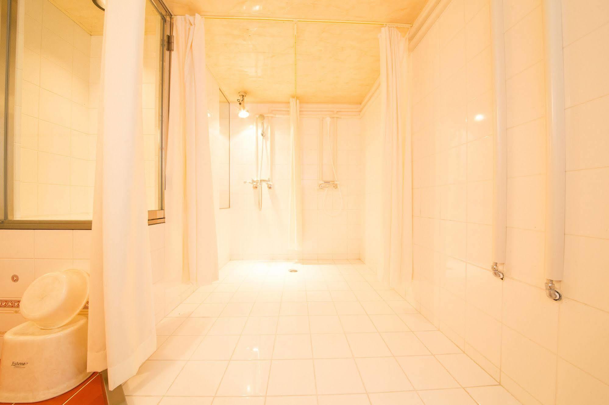 Hotel Candy Hall (Adults Only) Osaka Exterior photo