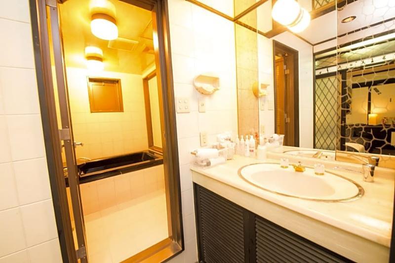 Hotel Candy Hall (Adults Only) Osaka Exterior photo