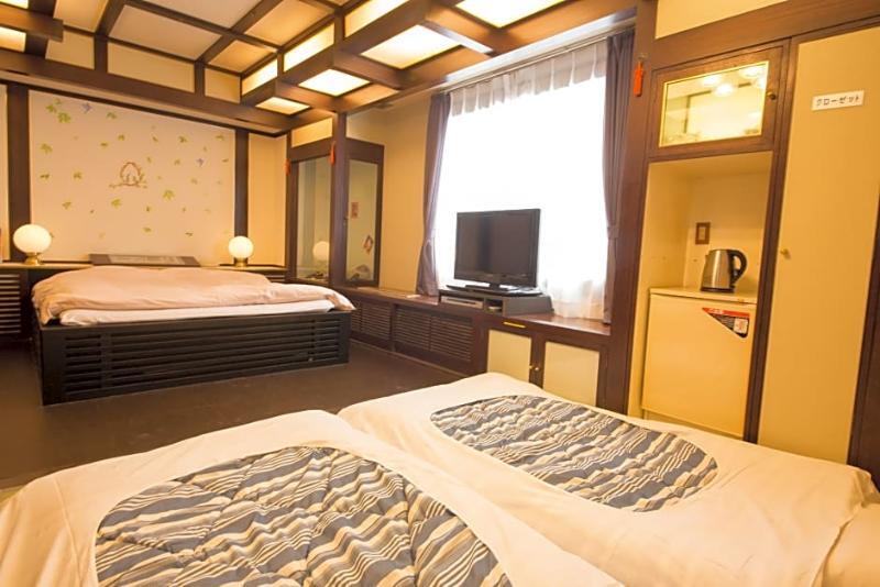 Hotel Candy Hall (Adults Only) Osaka Exterior photo